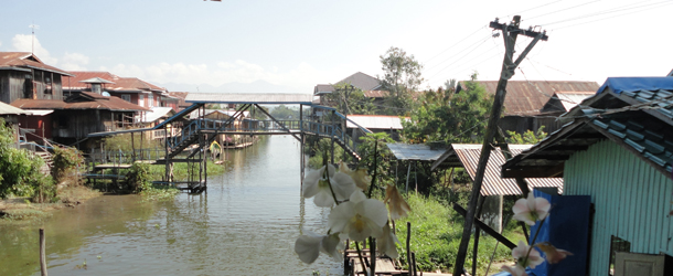 inle-lake-bridge-view